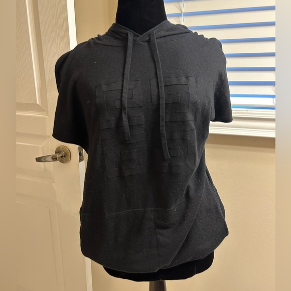 Givenchy tee shirt hoodie - Picture 1 of 2